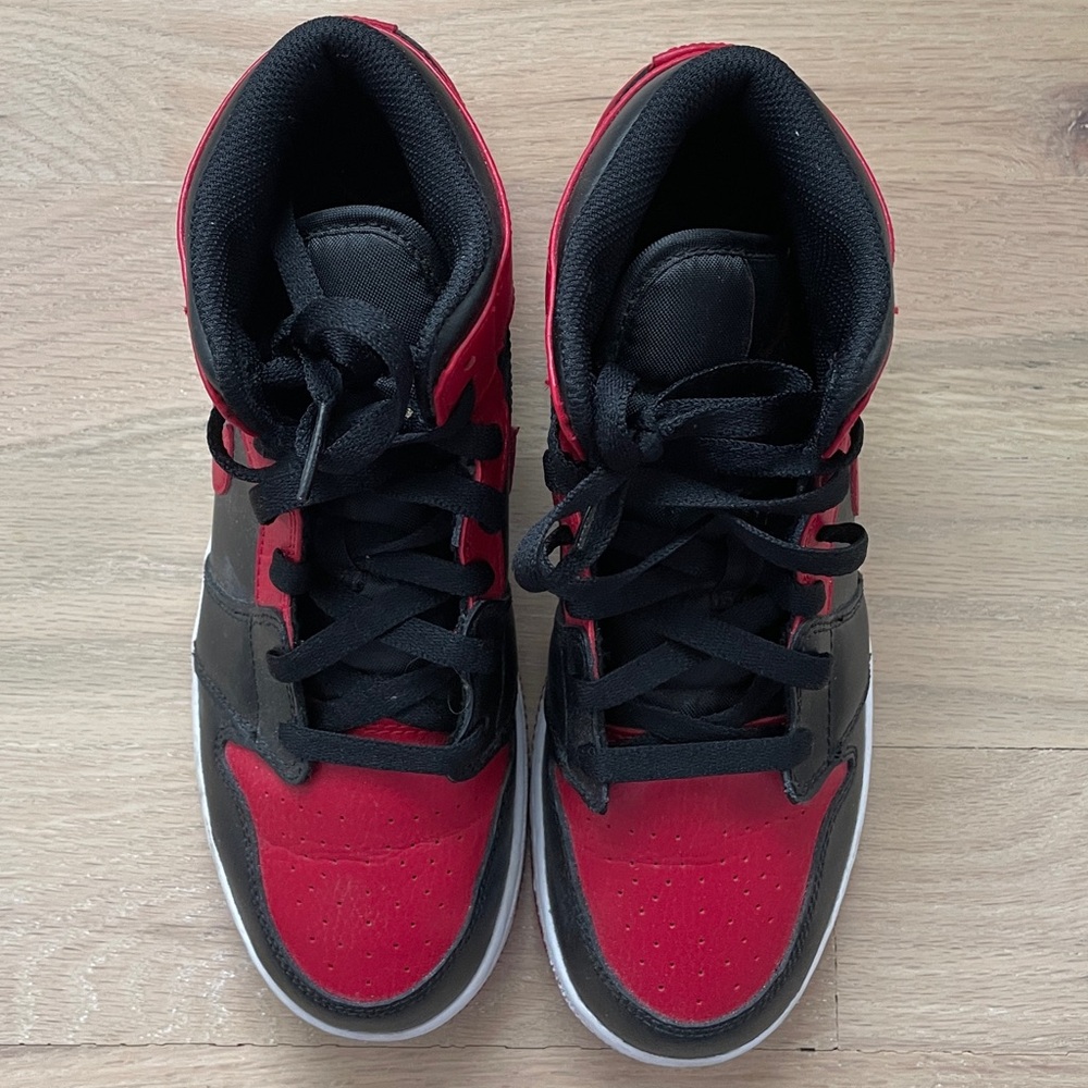 Air Jordan 1 Mid “Banned” Red/Black (GS) Shoes